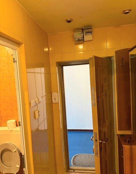 Basarabiei, Piata Muncii,